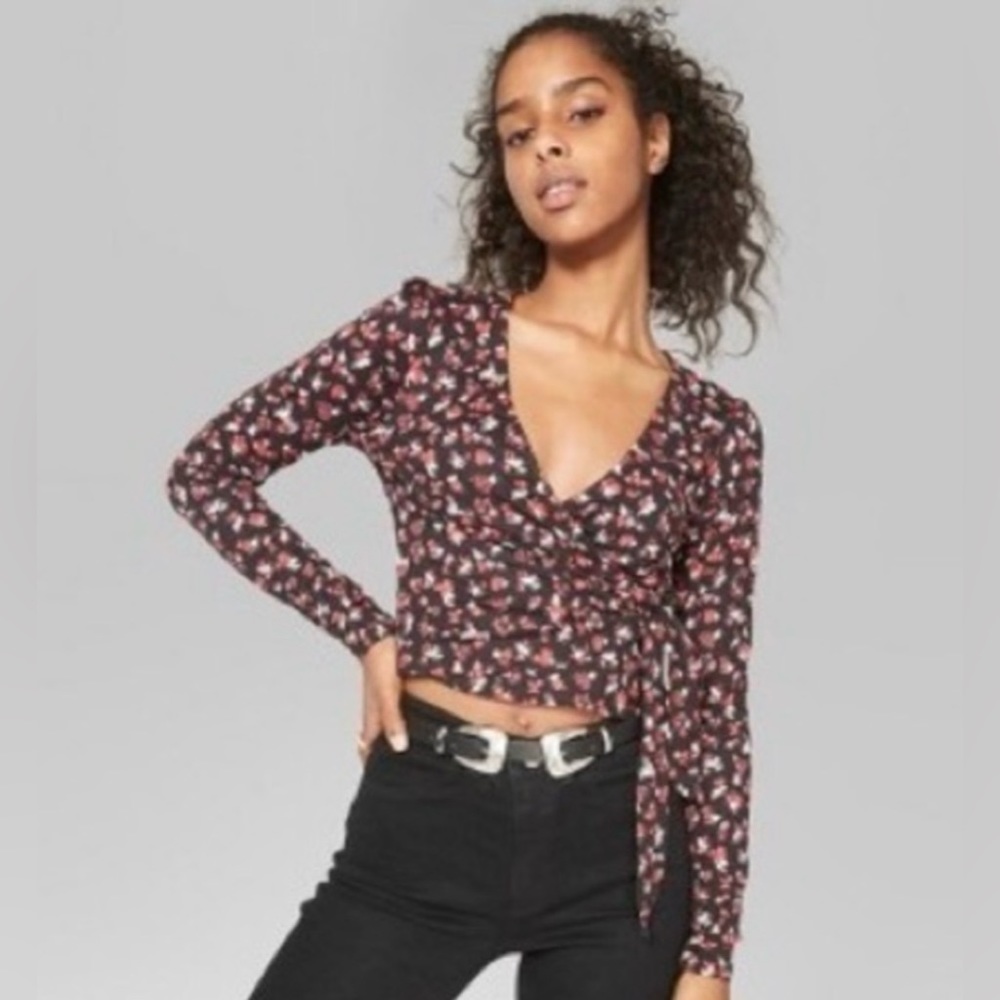 Wild Fable wrap side tie top long slv sz M